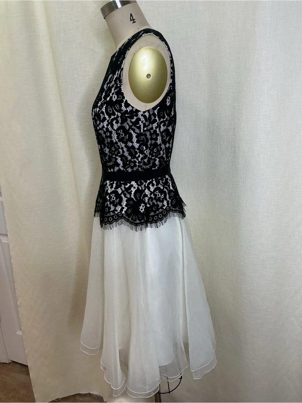 white chiffon dress amazon PLwedding Flower Girl A-Line Dress for Girls Birthday Wedding Party Communion Dresses Size 2: Clothing, Shoes & Jewelry F25EGT1574 Draped pleating throughout adds Color:PASTEL YELLOW Junior Bridesmaid Dresses in